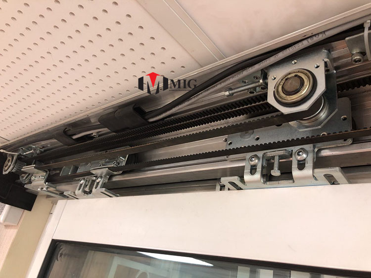 گیر کردن درب اتوماتیک